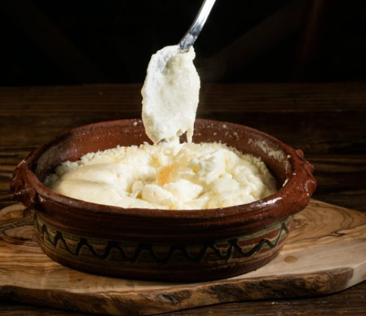 “Bujrum, çka ka qëllu”, kuzhina e kosovarit shijon në mes të Nju Jorkut