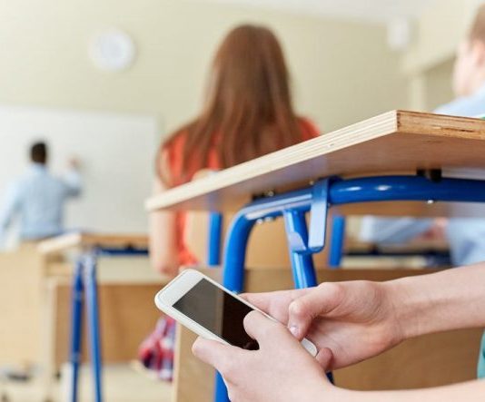 Raporti i BB-së: Kosova me ngecje të lartë në mësimnxënie