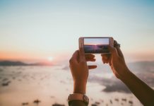 Fiksimi ynë për të bërë foto po ndryshon mënyrën si e kujtojmë të kaluarën