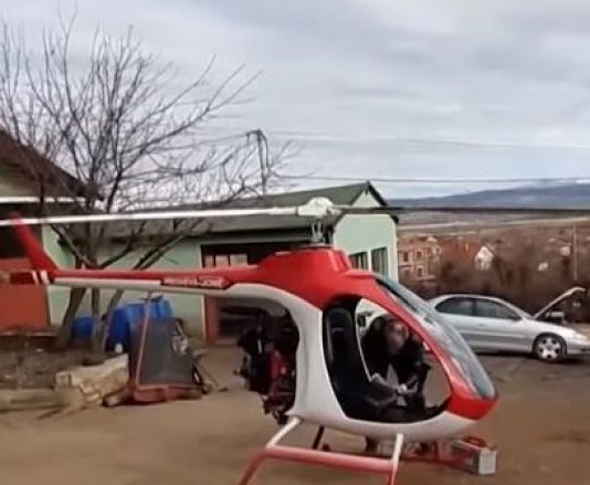 Shqiptari nga Preshava ndërton një helikopter (Video)