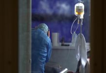 8 të vdekur dhe 453 raste të reja me Covid-19 në Kosovë