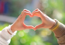 I dashuruar pa kushte